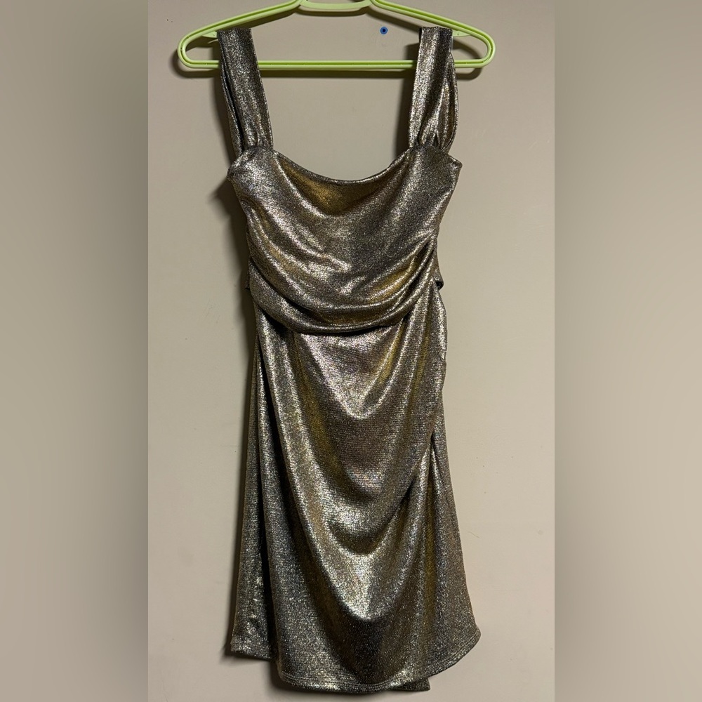 NWT Misty Rose  Metallic Draped Mini Dress
💜💜💜